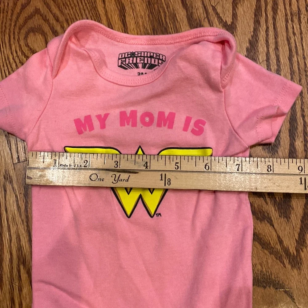 DC SUPER Friends Onesie 3 M months My Mom is Wonder Woman Pink
